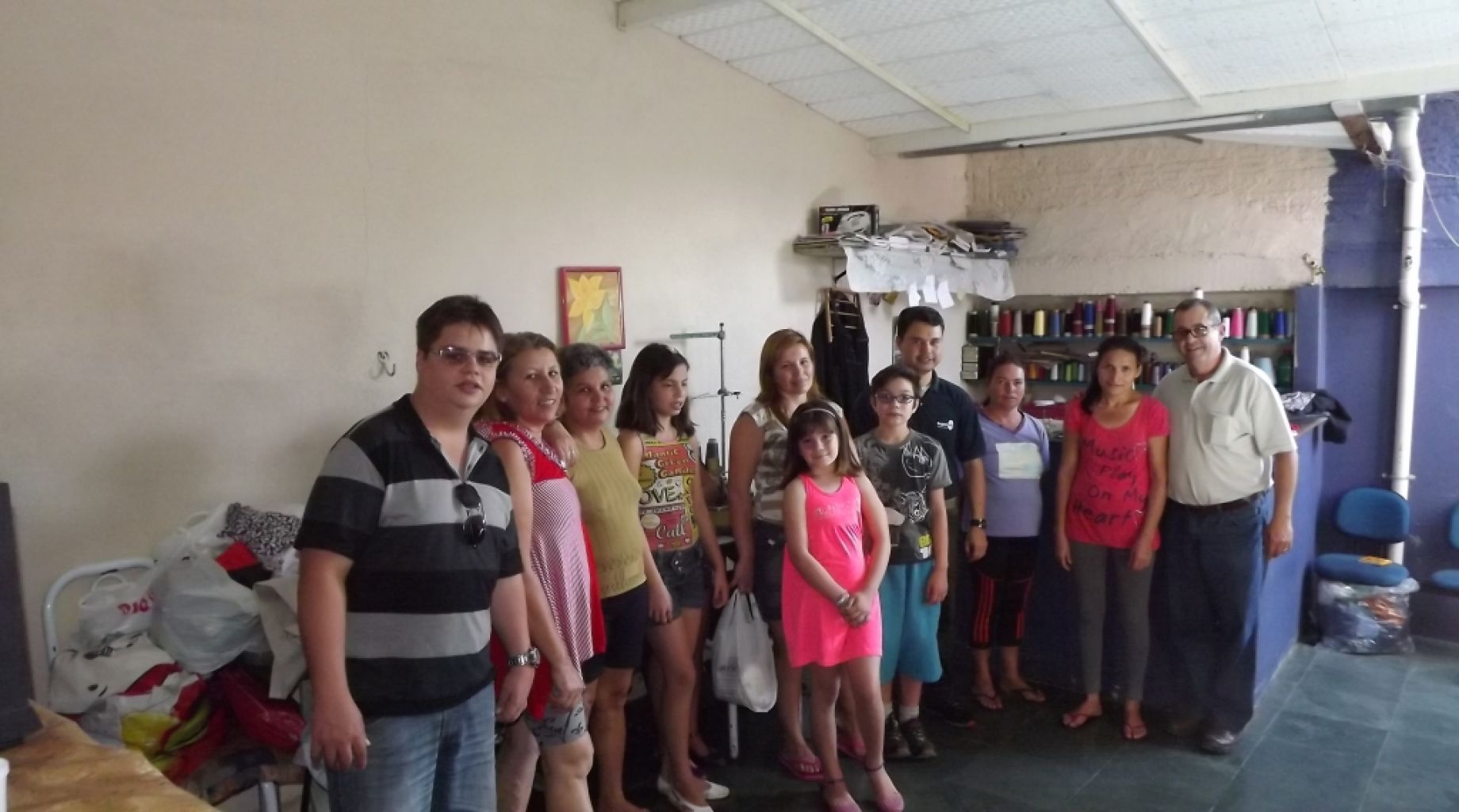 SINHORES e SuperSAN fazem entrega de alimentos arrecadados com palestra solidária