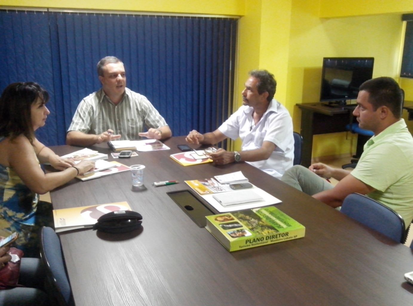 SINHORES promove reunião com a Secretaria de Turismo e membros do COMTUR de Santa Isabel