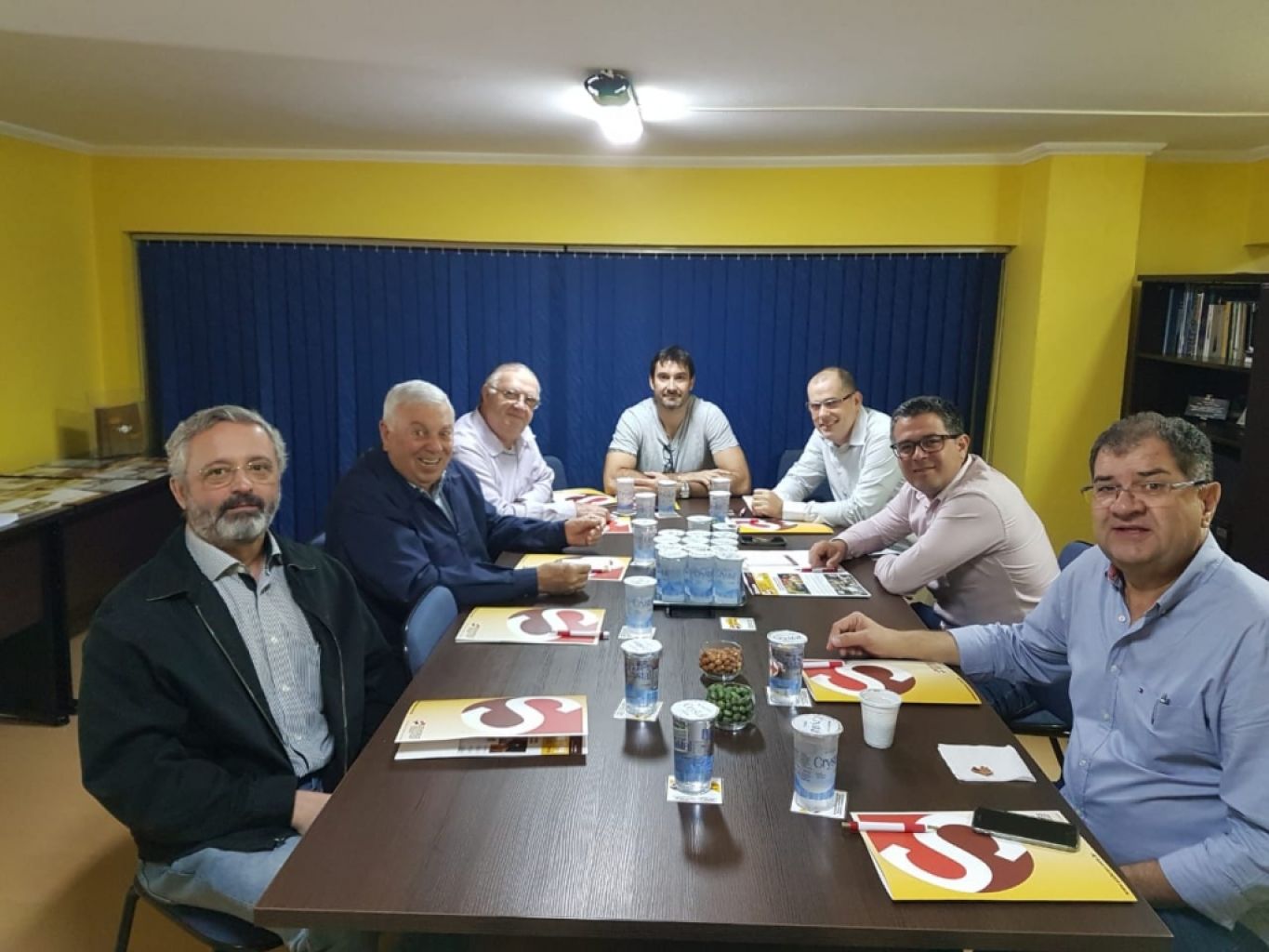 SINHORES recebe reunião mensal do GEDESP
