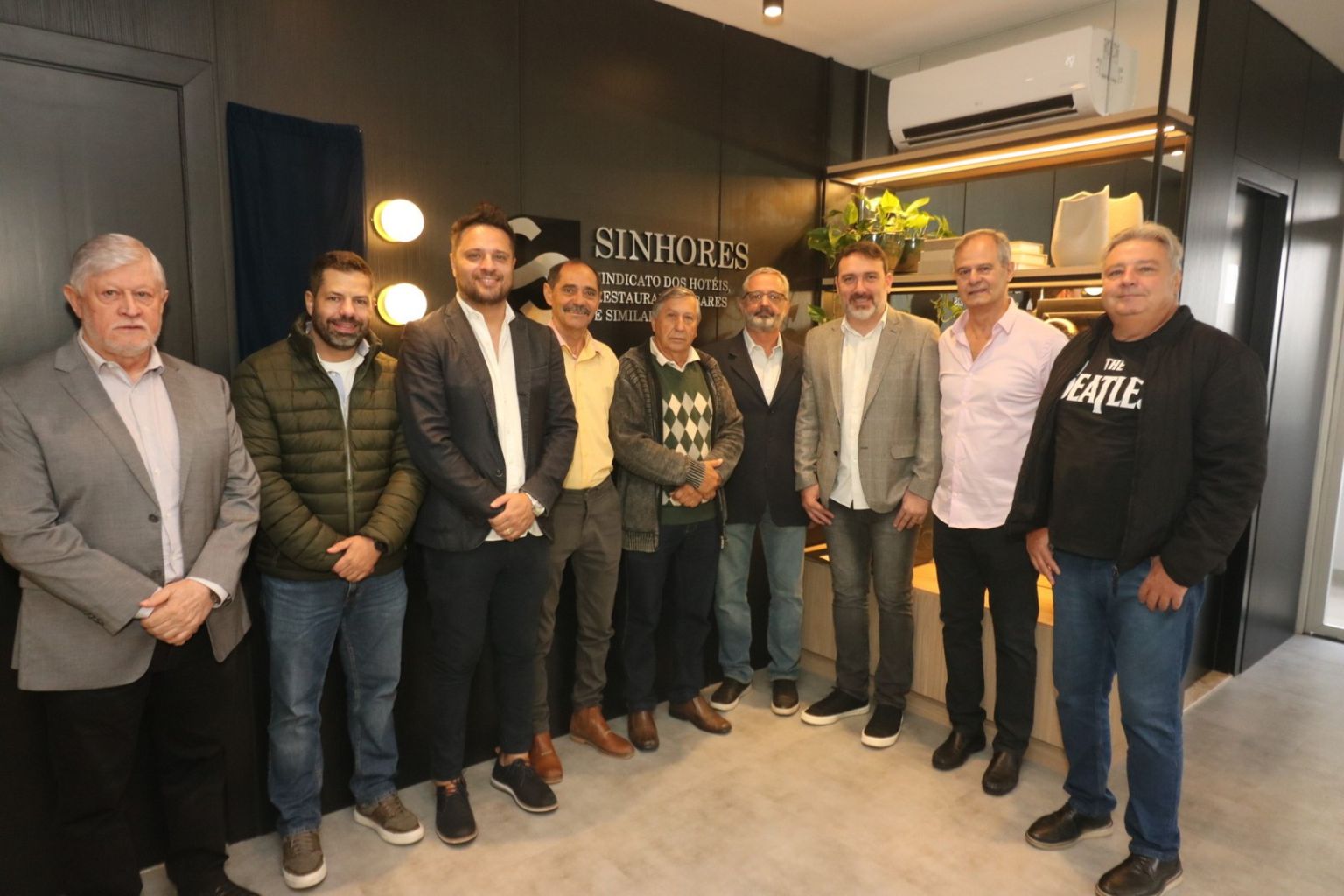 SINHORES INAUGURA NOVA SEDE NO JARDIM AQUARIUS EM SÃO JOSÉ DOS CAMPOS